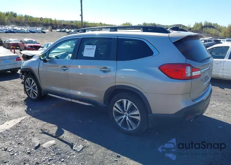 2019 Subaru Ascent Limited z USA, uszkodzony, nr VIN 4S4WMAPD5K3477081